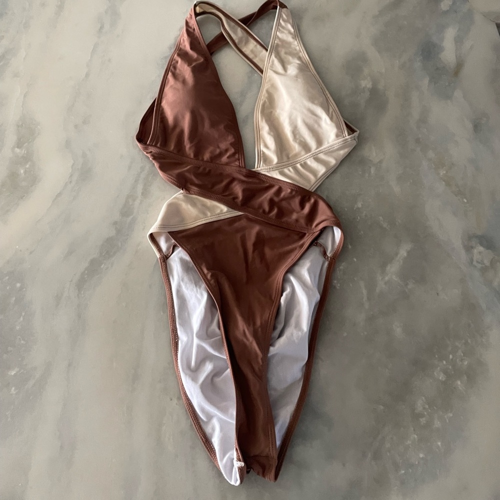Tan Patchwork One Piece Swimsuit Bikini Cross Colorblock Swimsuit Set